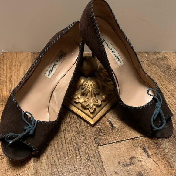 ▪️SOLD▪️Manolo Blahnik Chocolate Brown Suede -Peep TOE -Blue Lacing  39 1/2 M - Picture 12 of 15